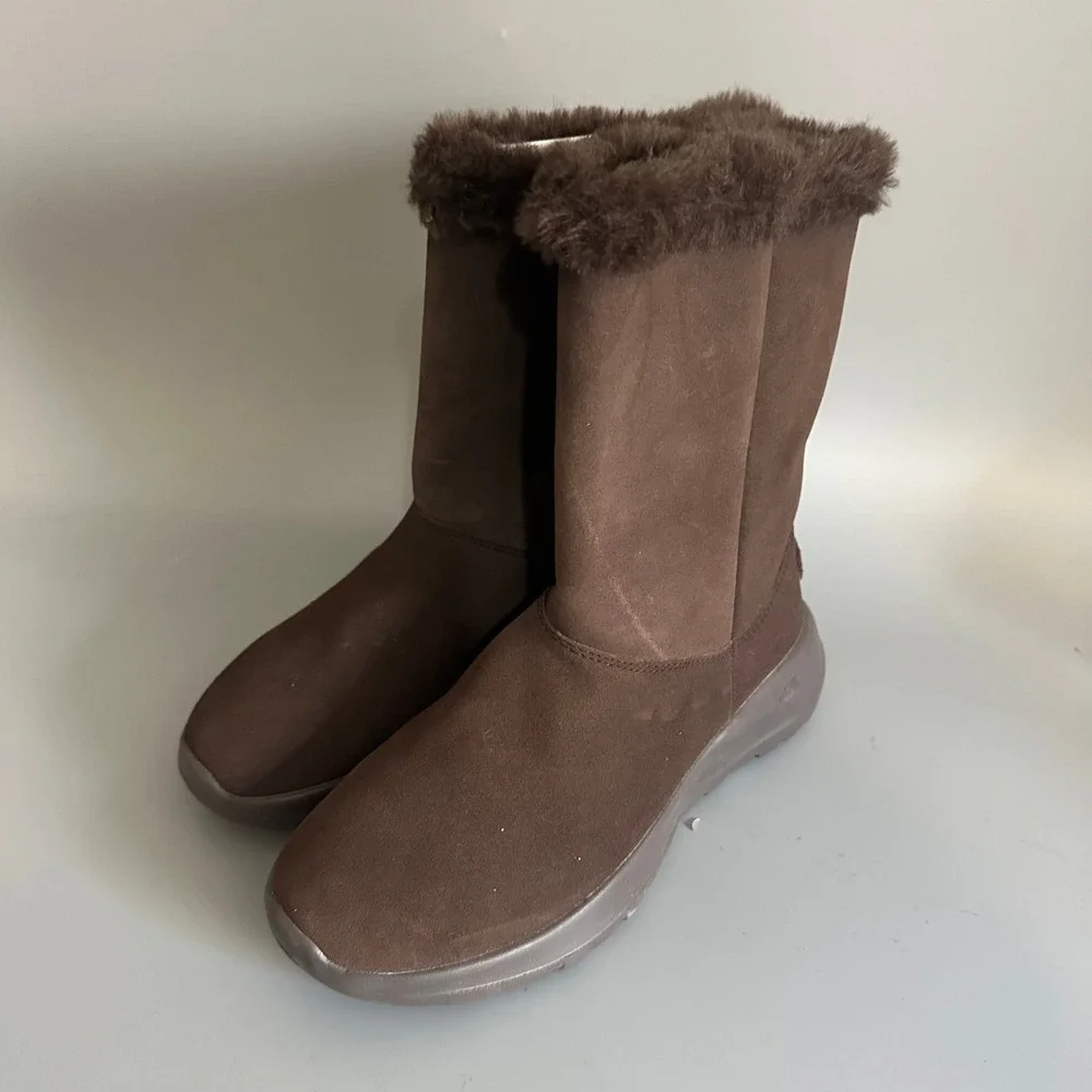 Skechers On-the-GO Joy Brown Suede Faux Fur Trim Winter Boots Womens 7